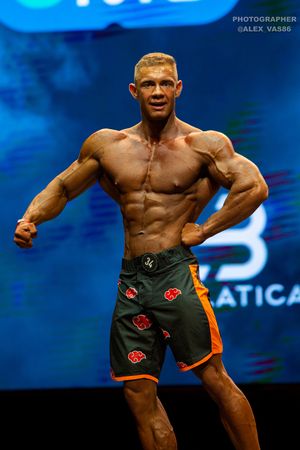 MEN'S PHYSIQUE 179